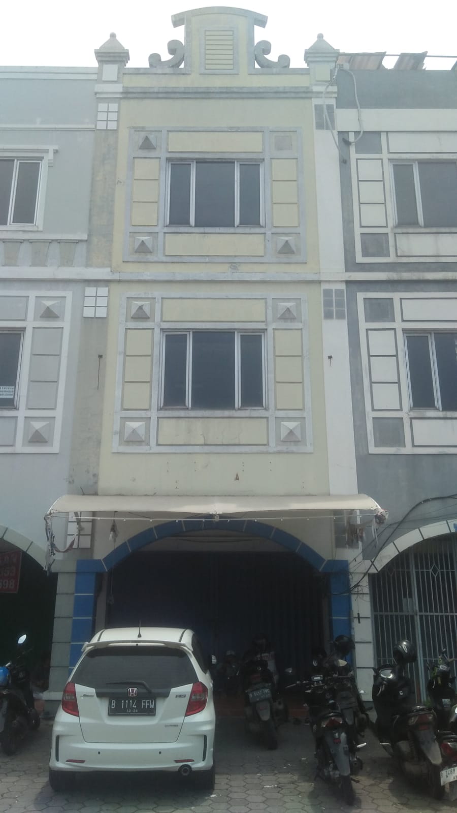 DiJual Ruko di Roxy Jababeka Cikarang
